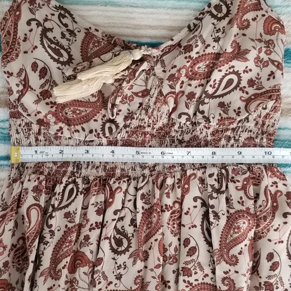 Vine and Valley v-neck spaghetti strap high low dress size Medium - Picture 9 of 10